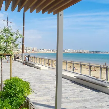 Moderne Face Avec Garage Et Wifi Gratuit - Fr-1-92-900 Les Sables-dʼOlonne